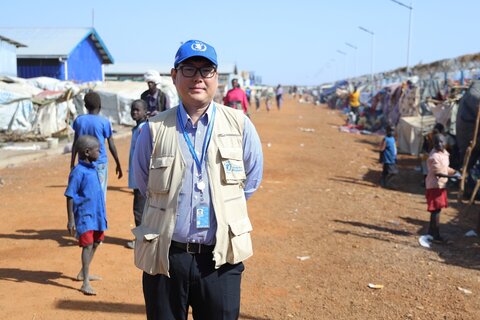 최병헌 WFP 남수단사무소 모니터링 및 평가(M&E) 담당관이 남수단 렌크 난민촌 '트랜싯센터 2'를 둘러본 뒤 포즈를 취하고 있다. ⓒ연합뉴스