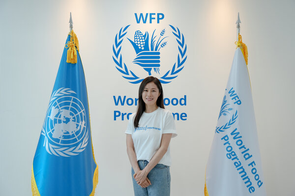 WFP 한국사무소를 방문한 배우 문소리