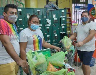 WFP의 식품 구매 카드로 성소수자 800 가구가 식량 위기를 극복 중입니다. Photo: WFP/Hetze Tosta