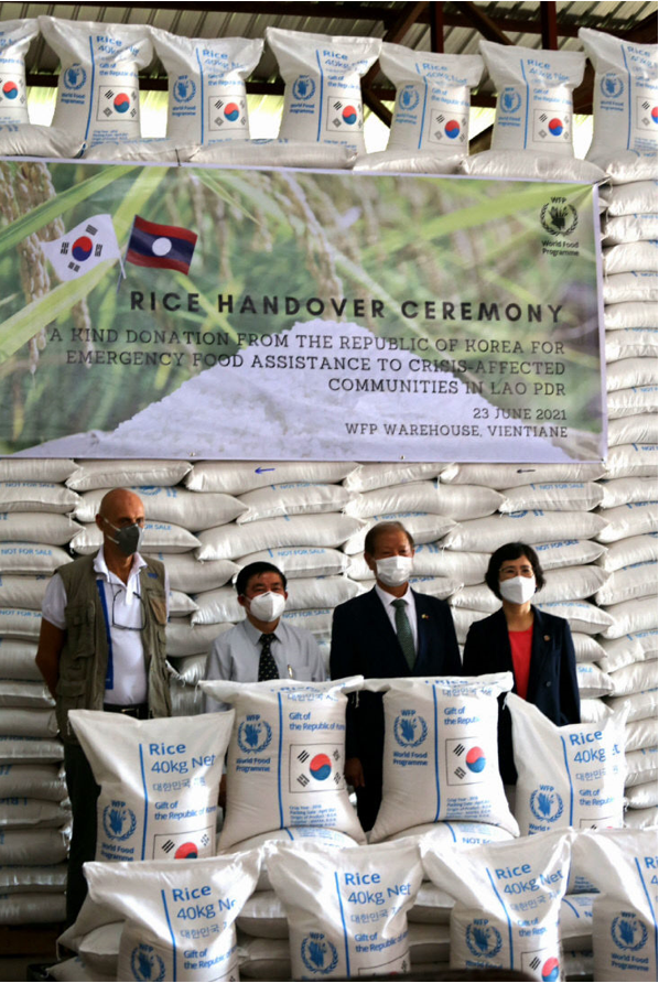WFP를 통해 라오스에 전달된 대한민국 농림축산식품부 한국 쌀