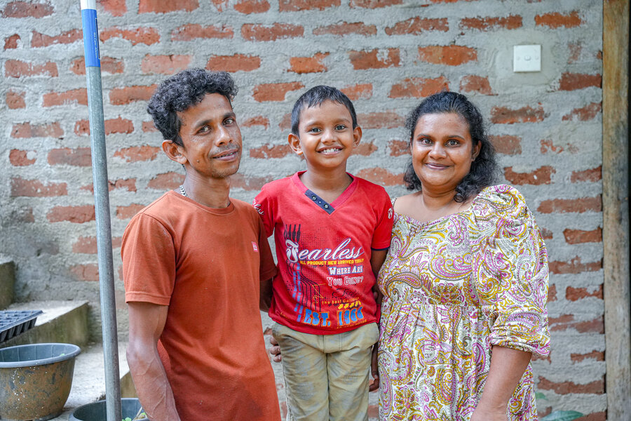 마헤시카와 그녀의 가족들