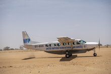 Chad. Arrival at Guereda of a UNHAS-operated flight from Abéché.